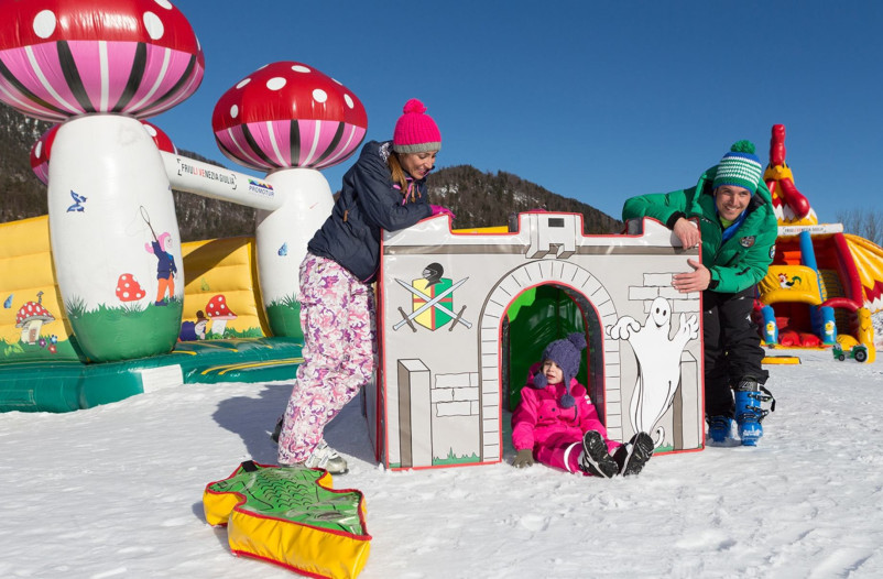 media.fvg-parco-giochi-neveTarvisio-foto-F_Gallina